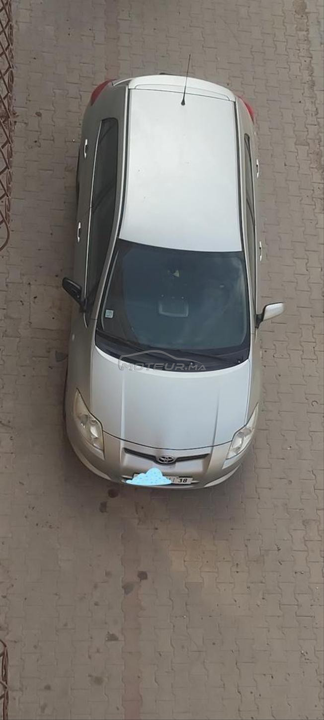 Toyota auris 2007 dewana 2016 