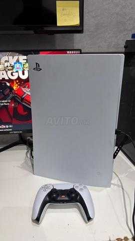 PS5 مع وحدة تحكم - 2