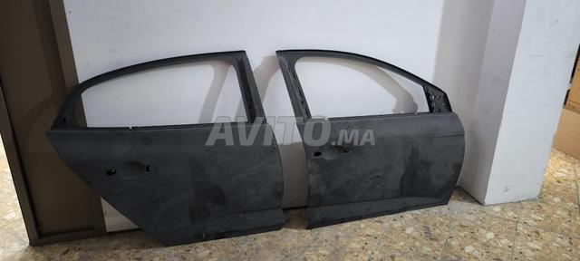Renault Mégane - porte avant et porte arrière du côté droit - 2