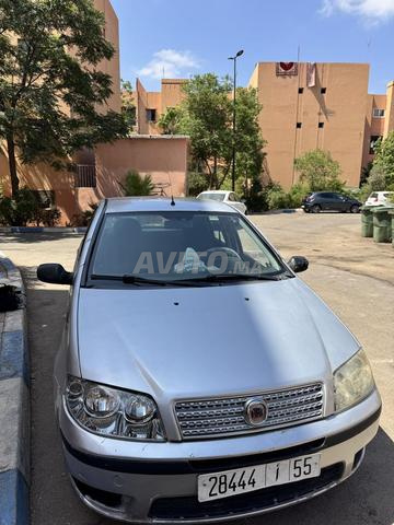 Fiat Punto Gris - 2
