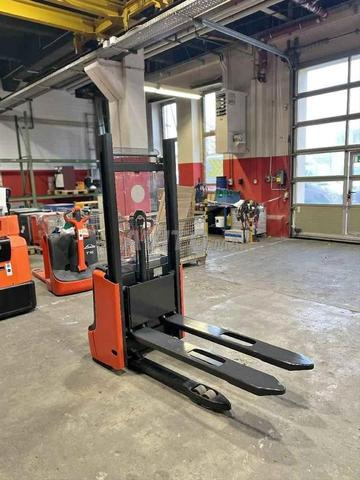 Gerbeur Électrique 1.5 Tonne - 3 Mètres