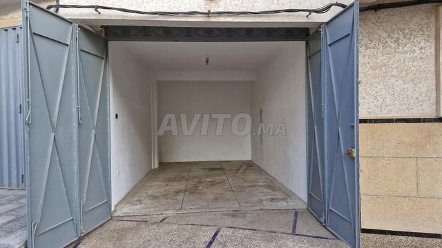 محل للإيجار بمساحة 15m² لتخزين البضاعة
