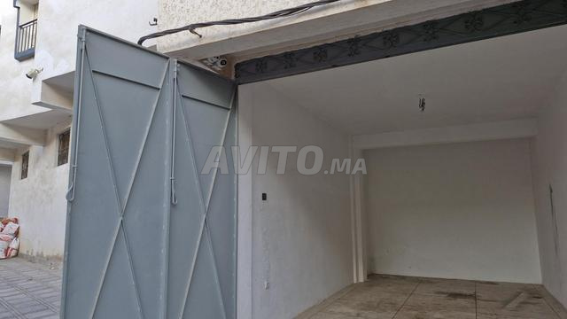 محل للإيجار بمساحة 15m² لتخزين البضاعة - 2