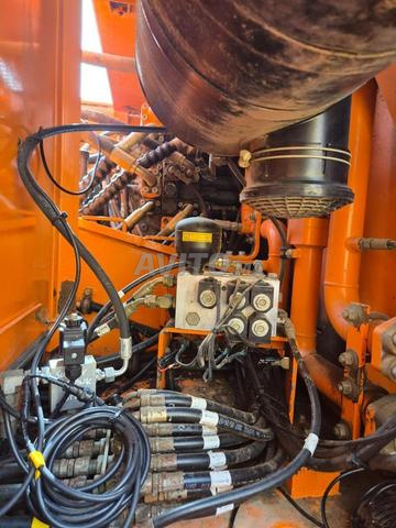 Doosan DX 225 LC الجمارك حتى 9/2026 - 2