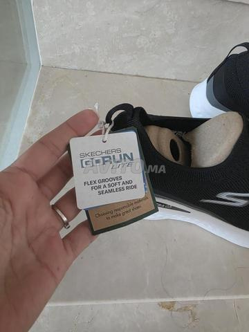Sketchers go RUN نساء 38 جديدة تماماً - 2
