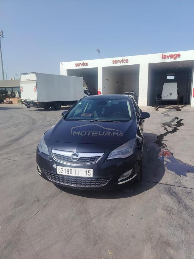 Opel Astra Diesel Manuelle 2012 à Casablanca