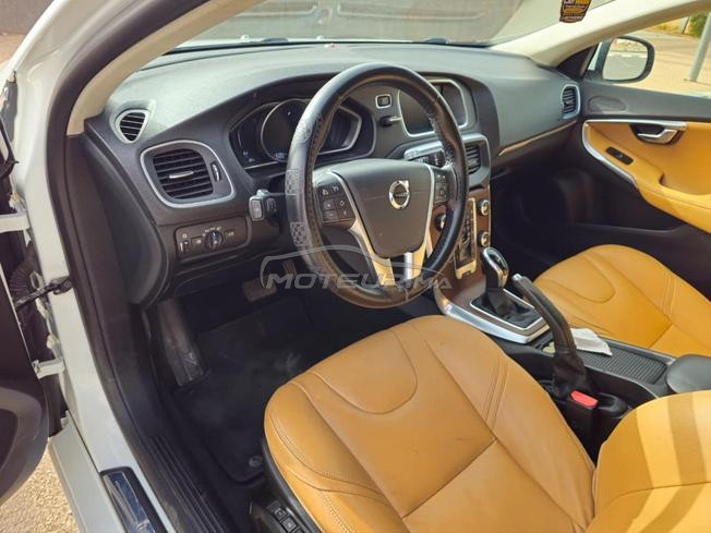 Volvo V40 Diesel Automatique 2019 à Agadir