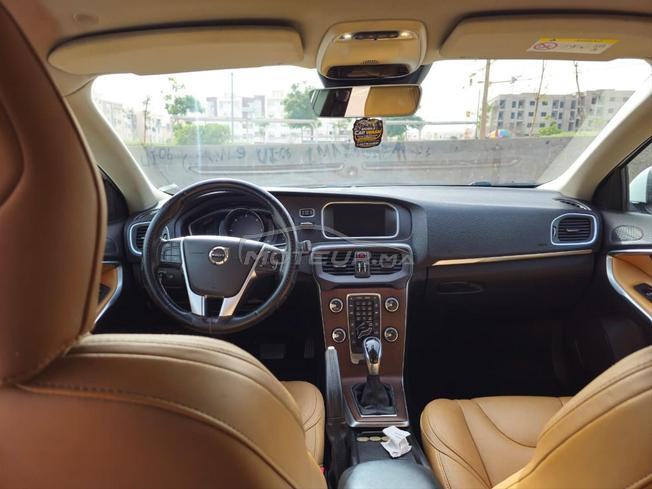 Volvo V40 Diesel Automatique 2019 à Agadir
