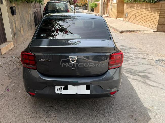 DACIA LOGAN DIESEL TOUTE OPTION ÉTAT NEUF 