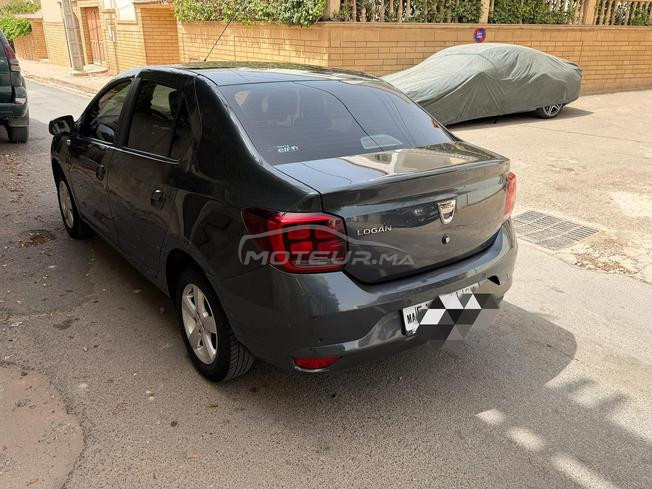 DACIA LOGAN DIESEL TOUTE OPTION ÉTAT NEUF 