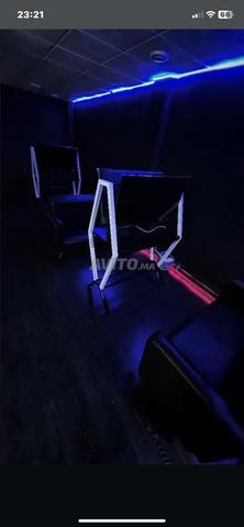 support TV sur pied et moral - 2
