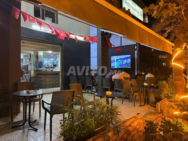 مقهى في حالة جيدة، ثلاثة طوابق - 2