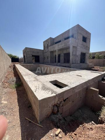 🏡 فيلا شبه منتهية للبيع – Ghmate | 1 500 000 درهم
