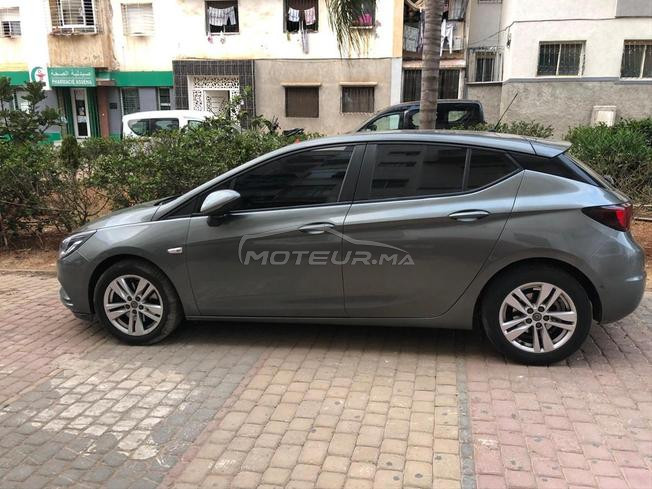 opel atra 2017