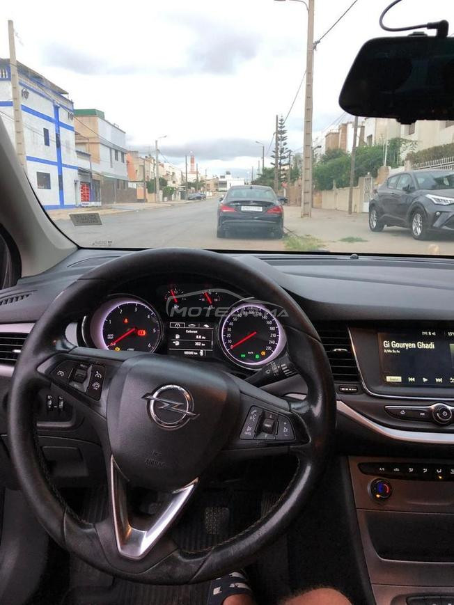 opel atra 2017