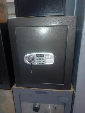 coffre-fort blindé de bonne qualité 130 kg électronique - 2