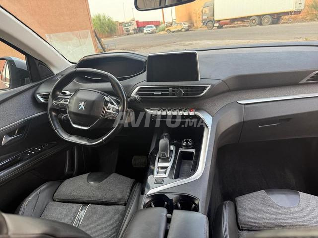 voiture. Peugeot 3008 - 2