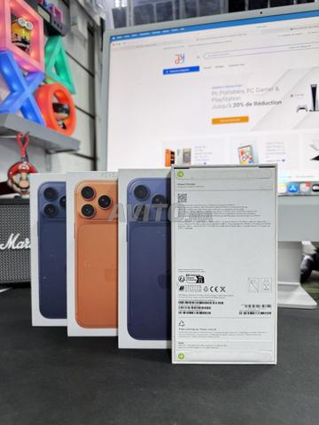 iPhone 17 Pro Max - 512GB - Orange / Bleu - Neuf - 2