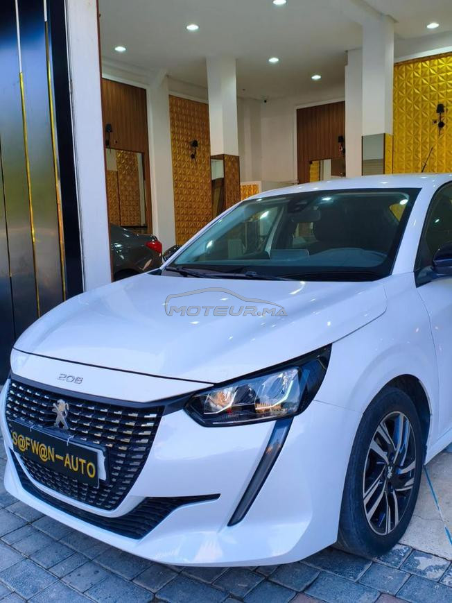 Peugeot 208 Diesel Manuelle 2023 à Kénitra