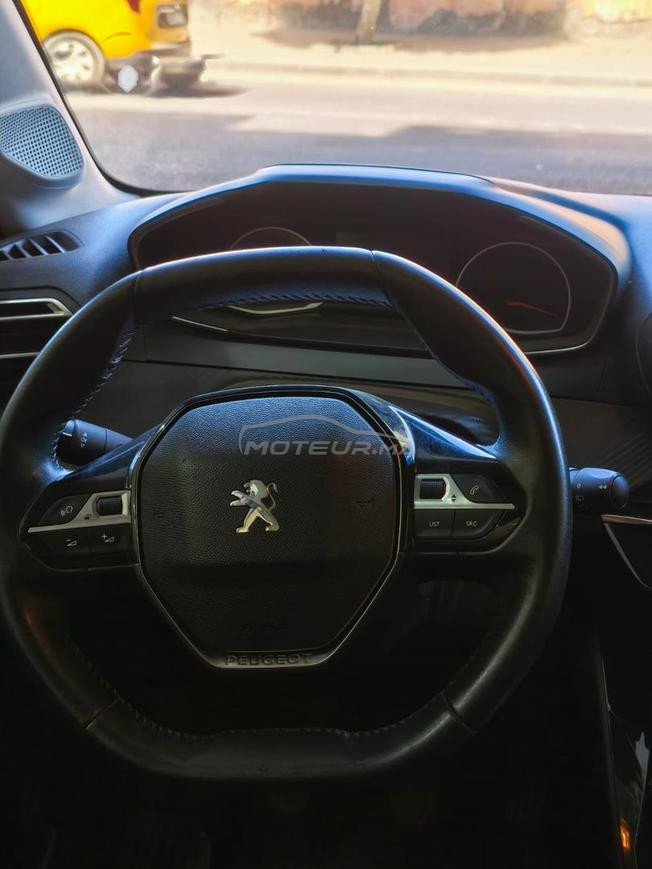 Peugeot 208 Diesel Manuelle 2023 à Kénitra