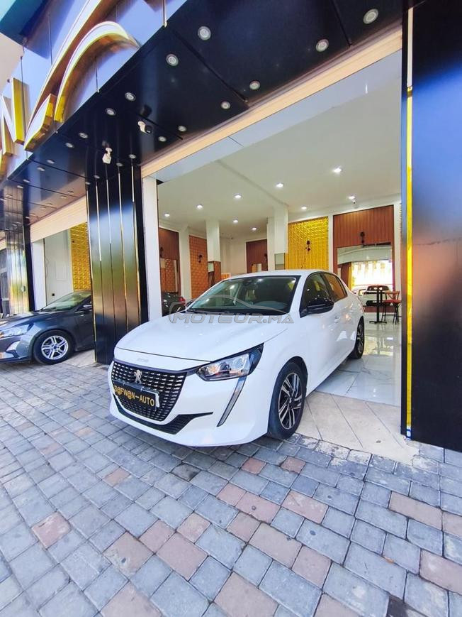 Peugeot 208 Diesel Manuelle 2023 à Kénitra