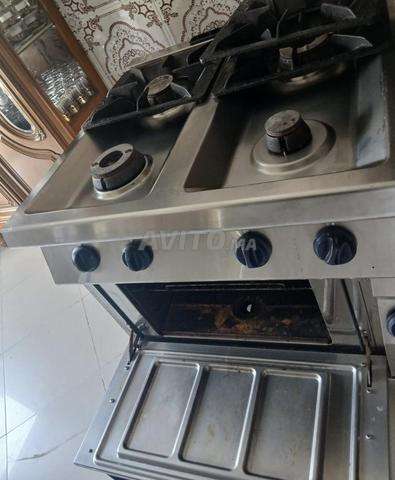 cuisinière/gazinière professionnelle avec four - 2