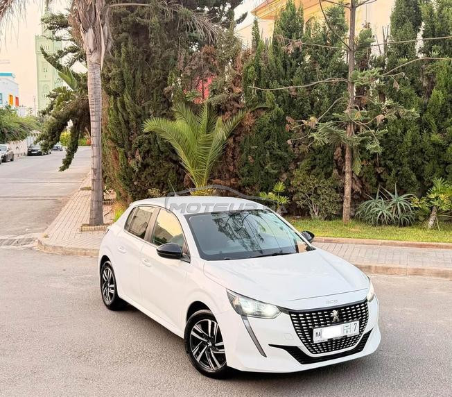 Peugeot 208 Diesel Manuelle 2023 à Casablanca