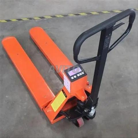 Transpalette peseur professionnel pour magasin
