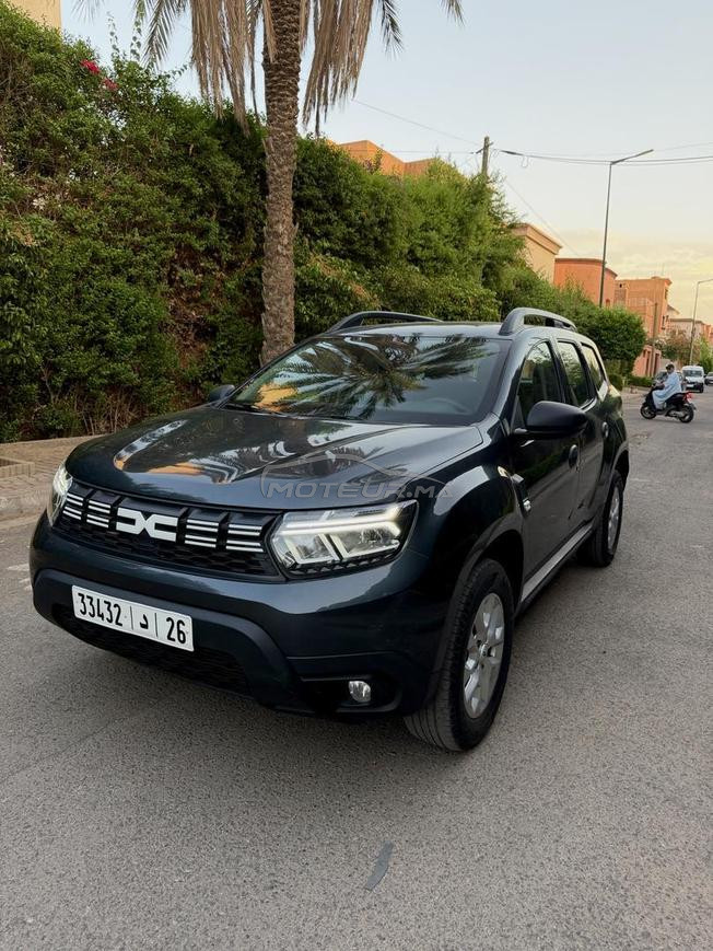 Dacia duster 2023 automatique 4 pneus neufs 