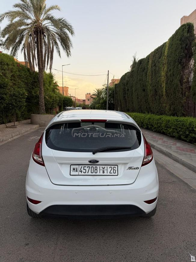 Forde fista 2017 2 men 99000km essence 