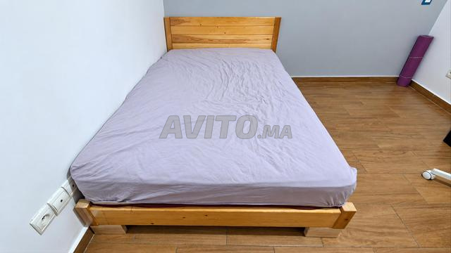 Lit avec matelas