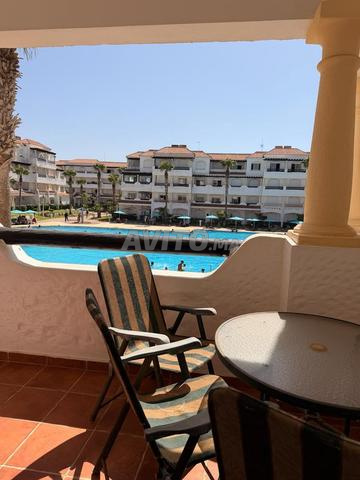 Agréable appartement vue sur piscine pied sur mer - 2