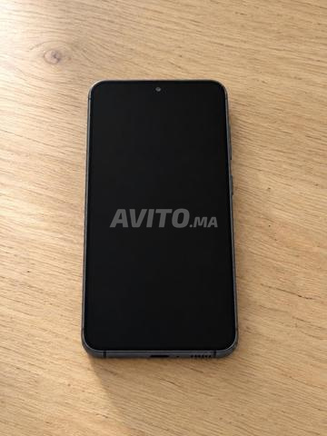 Samsung Galaxy S23 noir — Excellent état - 2