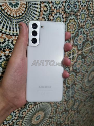 Samsung Galaxy S21 5G normal encore neuf