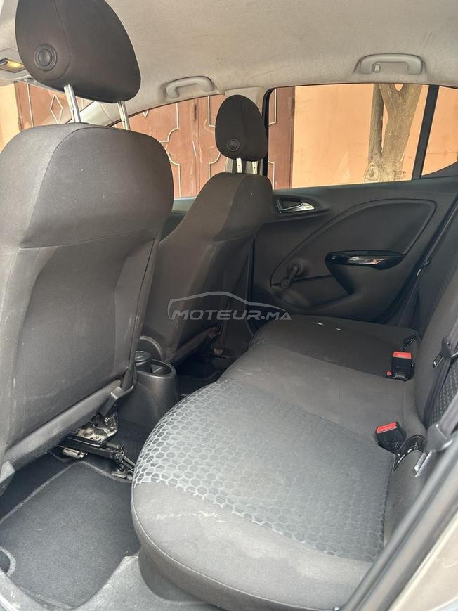 Opel corsa très bon état 