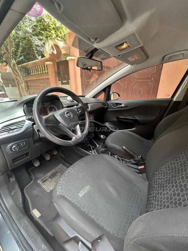 Opel corsa très bon état 