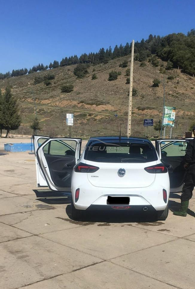 Opel corsa 1 ere main 