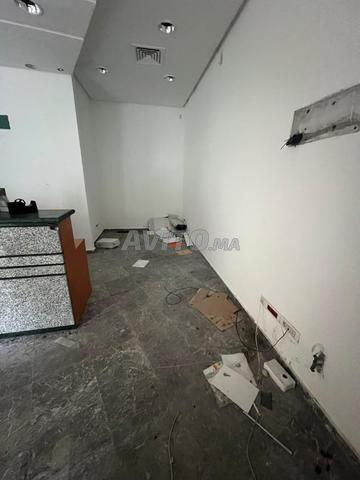 محل تجاري للإيجار – طنجة عين كتيوت - 2