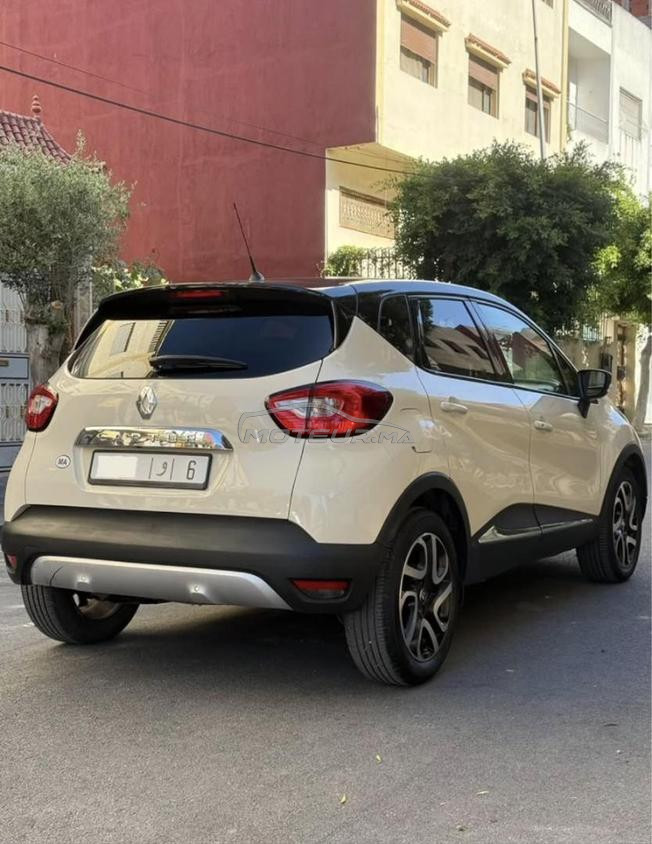 RenauIt captur model 2017