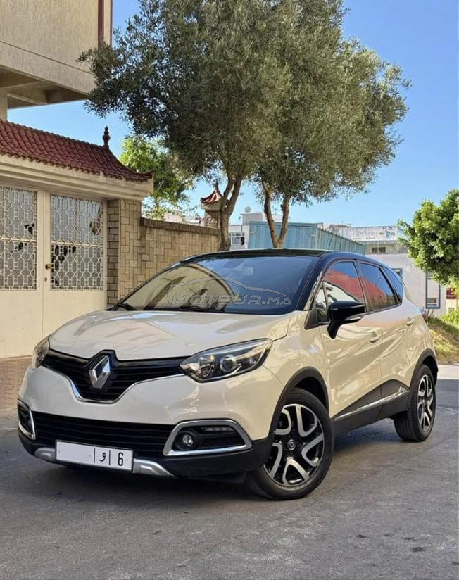 RenauIt captur model 2017