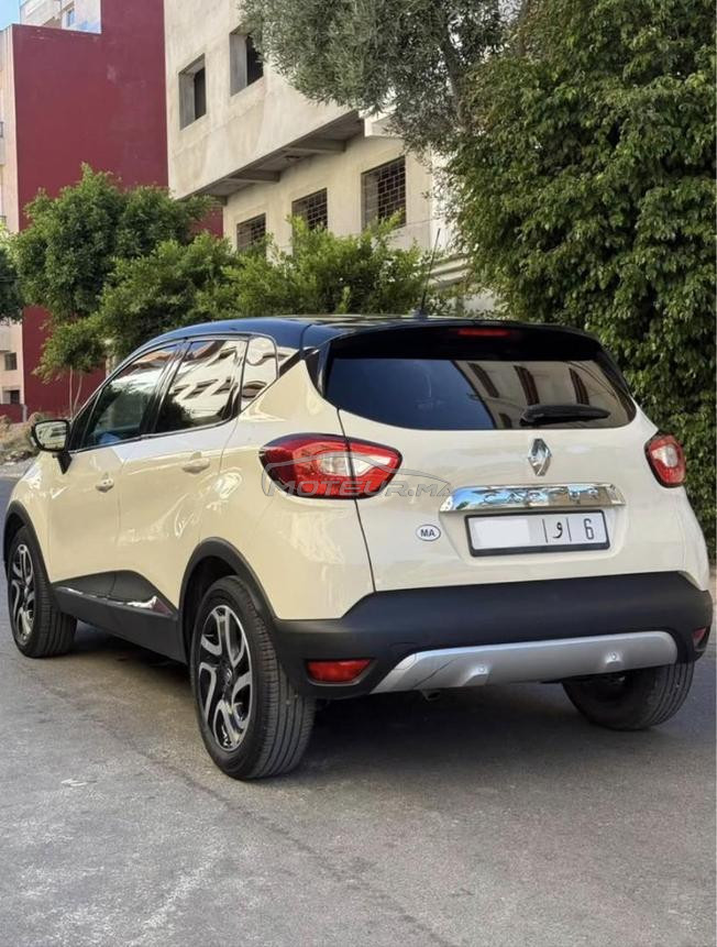 RenauIt captur model 2017