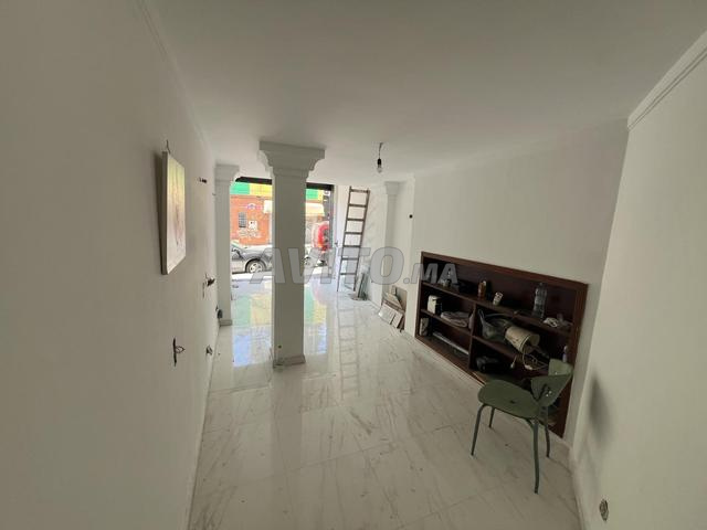 Local 60 m² – Centre-ville – Idéal Food & Coffee - 2