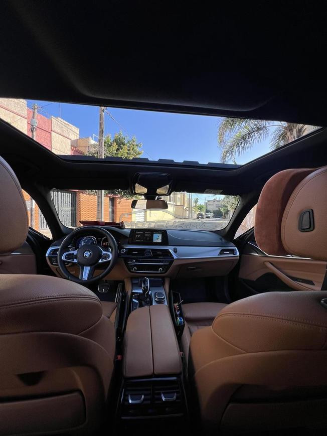 BMW Série 5 Diesel Automatique 2018 à Salé