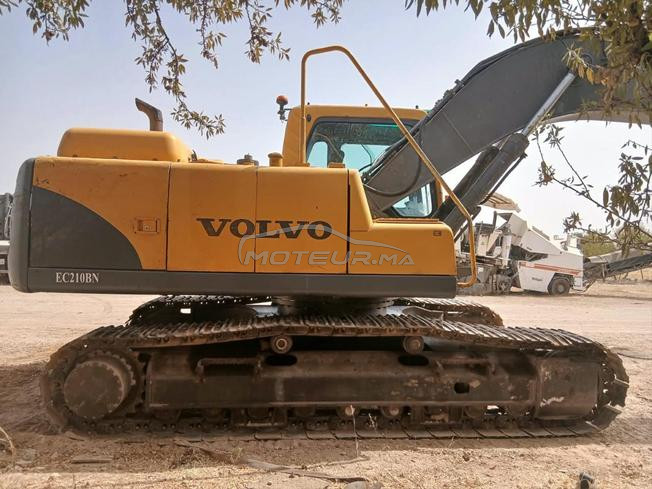 volvo 210 