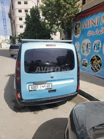 Renault Kangoo en bon état, économique et pratique - 2