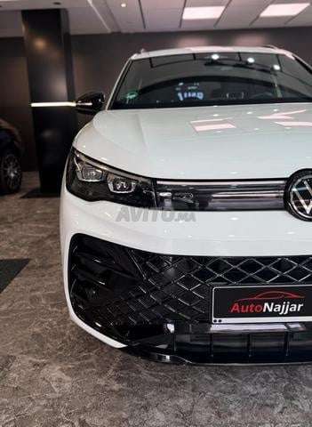 Volkswagen Tiguan R-Line 2024 DED 2026