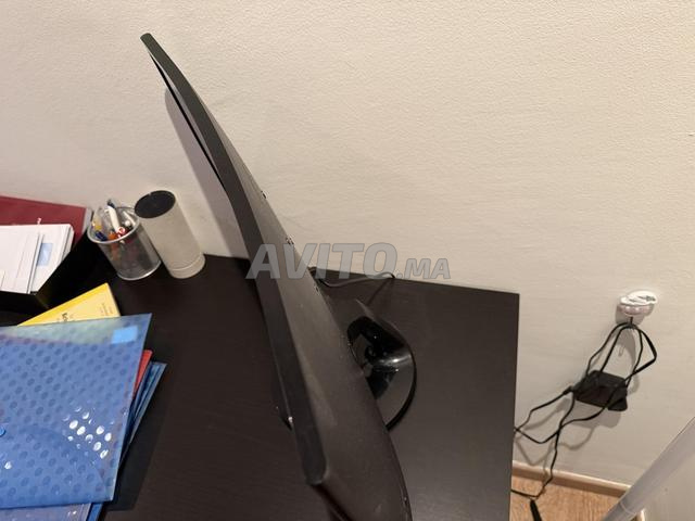 Écran Samsung incurvé 24” Full HD - 2