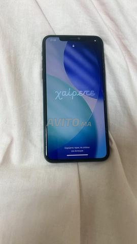📱 iPhone 11 Pro Max à vendre 📱 Très bel état - 2