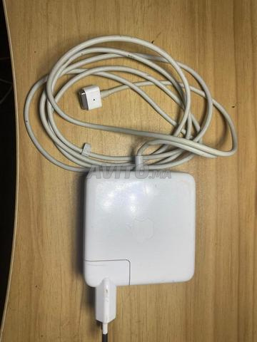 Chargeur Apple original à vendre – Très bon état - 2