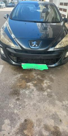 Peugeot 308 Essence Manuelle 2008 à Fès